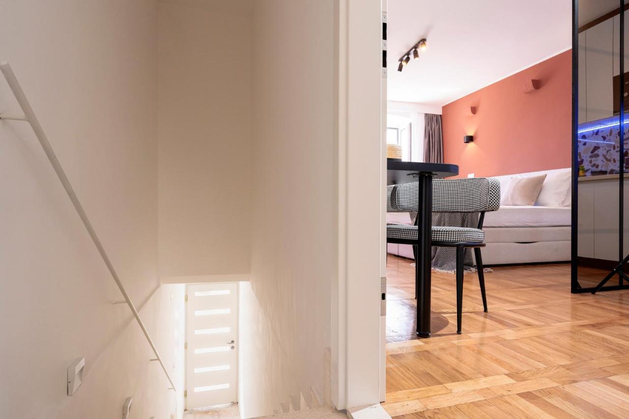 Fingerprint Central Apartment 5 Min From Center & Beach Hvar Town Exterior foto