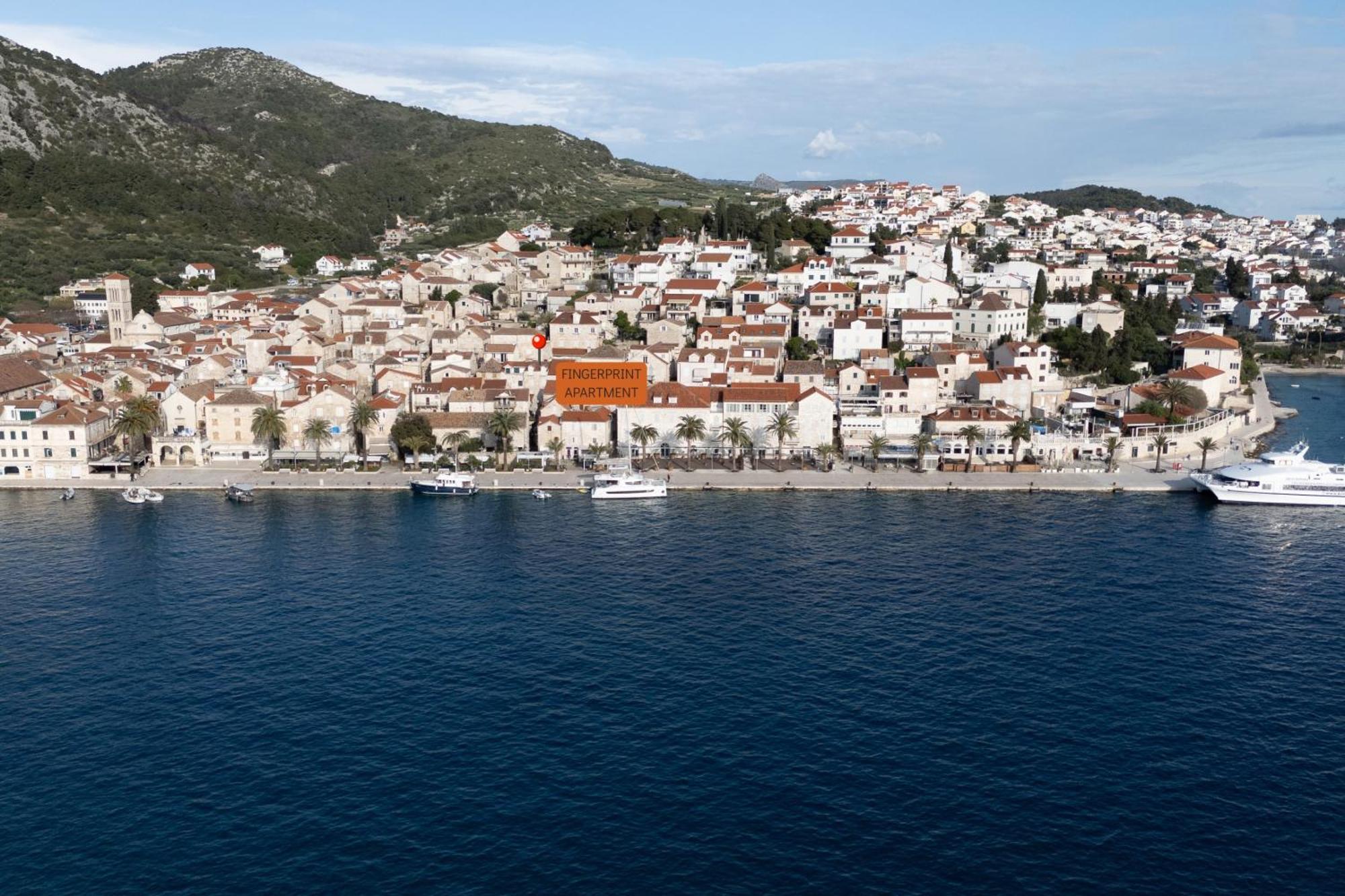 Fingerprint Central Apartment 5 Min From Center & Beach Hvar Town Exterior foto